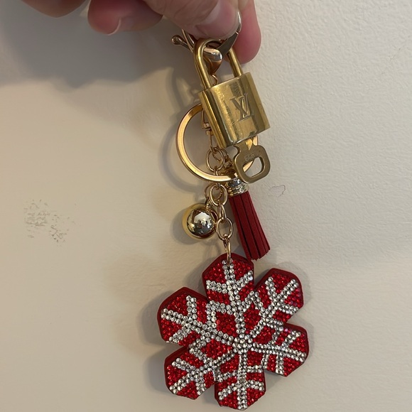 Louis Vuitton # 439 Lock & Key w/ unbranded Key Chain / Bag Charm - Picture 7 of 14